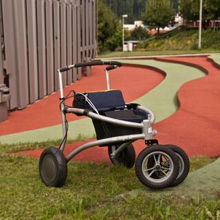 Trionic Rollator Rollator with e-Drive | Trionic | Canada