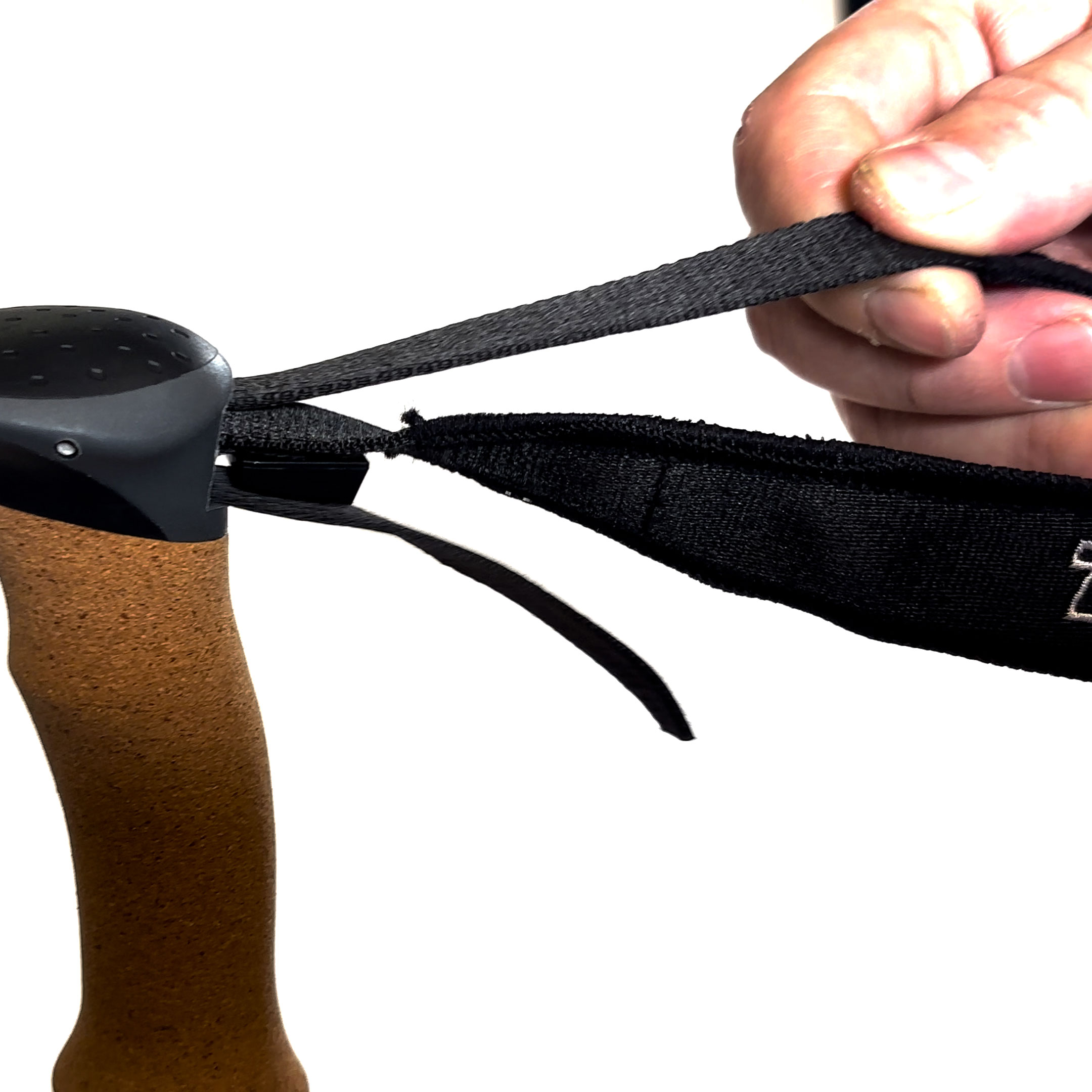 2. To make the strap bigger pull the upper band until you have a strap with the right size.